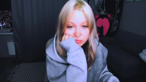   online show from 04-28-26, 11:43
