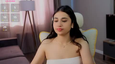 Snapshot of monarchbaby chatting on 07-04-26, 04:29 Lana online show from 07-04-26, 04:29