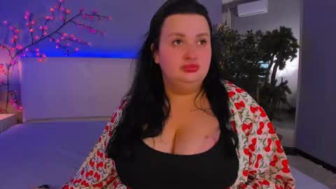 Monica online show from 05-27-26, 12:13
