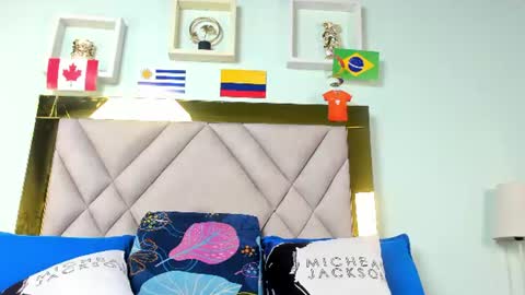 monic_sanders online show from 07-11-26, 03:20