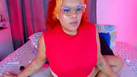 aleja      independent model       online show from 03-05-26, 11:23