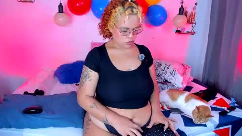Snapshot of monica_bbw_ chatting on 07-07-26, 12:46 aleja independent model online show from 07-07-26, 12:46