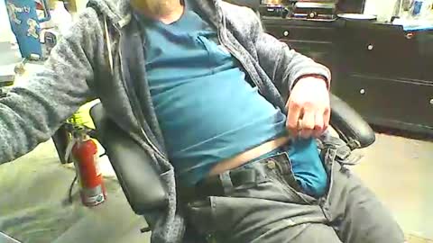 Snapshot of monkeypants04 chatting on 07-20-26, 03:36 monkeypants04 online show from 07-20-26, 03:36