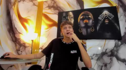 mono_blonde online show from 10-07-25, 07:55