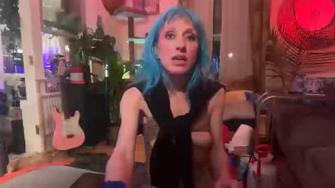 Monosyllable online show from 10-10-25, 06:01