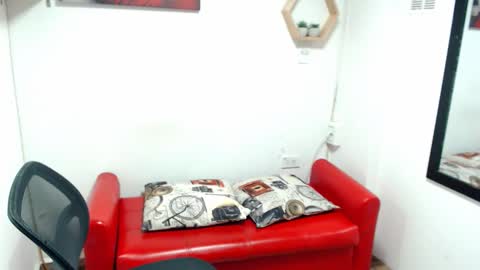 monserrat_diva online show from 02-12-26, 10:27