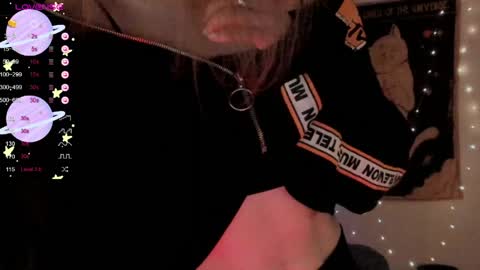 Roxy online show from 04-13-26, 07:41