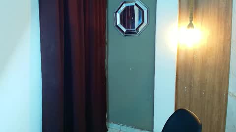 Snapshot of moon_and_fire_ chatting on 02-11-26, 05:23 moon_and_fire_ online show from 02-11-26, 05:23