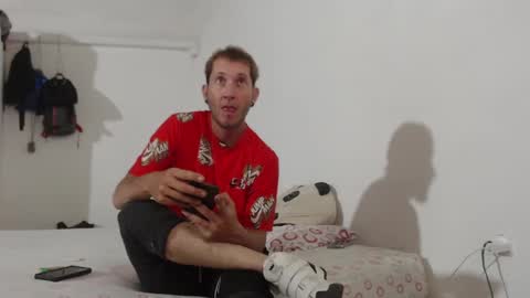 Luna online show from 01-02-25, 11:27