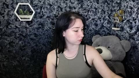 Snapshot of moon_foxy_ chatting on 04-07-26, 08:31 Diana online show from 04-07-26, 08:31