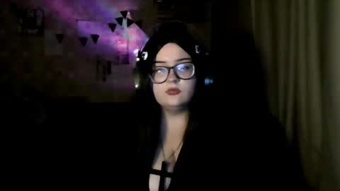 moonfairy2 online show from 04-23-26, 05:59