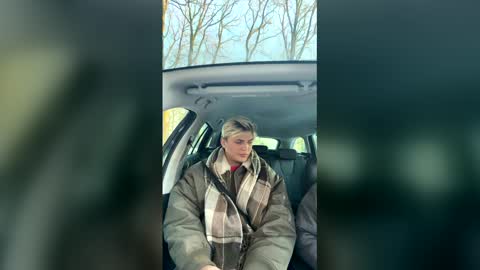 moonflamek online show from 01-10-26, 02:52