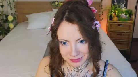 Erica online show from 03-27-26, 10:48