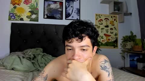 Clove online show from 02-10-25, 05:47