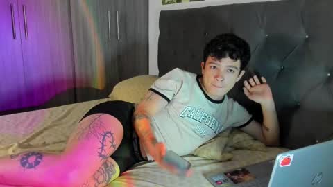 Clove online show from 02-18-25, 05:20