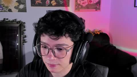 Clove online show from 01-08-26, 02:25