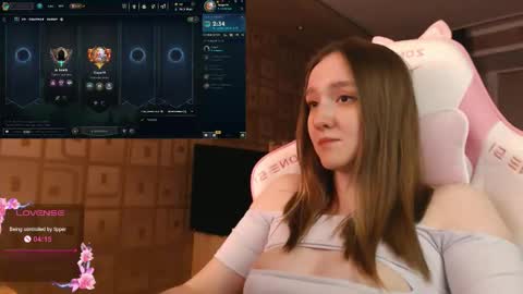 Katrin online show from 10-22-25, 11:04