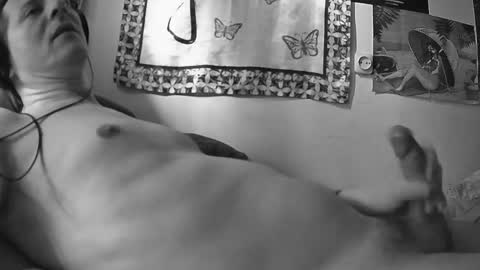 Moonlucky007 online show from 05-23-26, 12:42