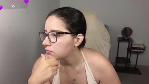 Moon Woman online show from 02-17-26, 03:58