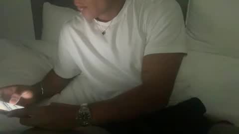 Snapshot of mora594574 chatting on 11-23-25, 10:53 mora594574 online show from 11-23-25, 10:53