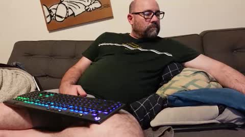 Snapshot of mordecai_the_great chatting on 03-24-26, 08:41 Ce nest pas Mordecai online show from 03-24-26, 08:41