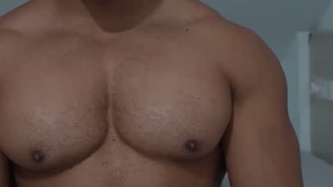 moreno1muscular online show from 11-28-25, 08:55