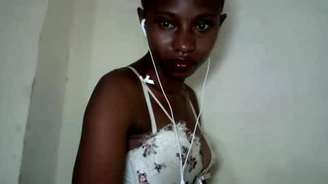 morgane_69 online show from 06-04-26, 08:15