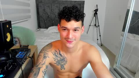Snapshot of morthy_downey chatting on 04-07-26, 12:00 Morthy online show from 04-07-26, 12:00