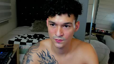 Snapshot of morthy_downey chatting on 04-11-26, 01:21 Morthy online show from 04-11-26, 01:21