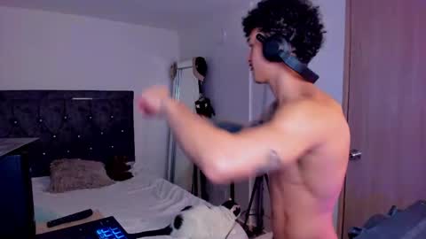 Snapshot of morthy_downey chatting on 05-21-26, 05:14 Morthy online show from 05-21-26, 05:14