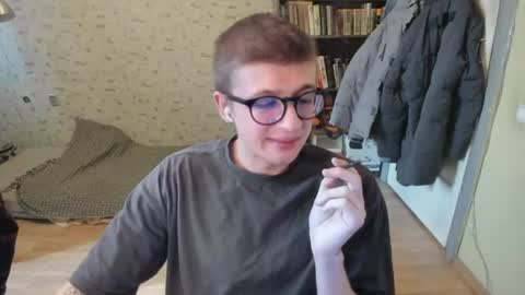 Snapshot of mortywithlove chatting on 04-15-26, 03:46 Morty online show from 04-15-26, 03:46