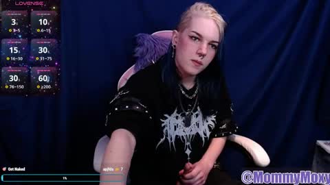 Moxy online show from 05-03-26, 06:36