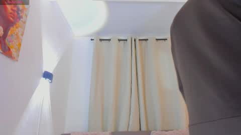 Snapshot of mr_adrian_ chatting on 04-14-26, 12:33 online show from 04-14-26, 12:33