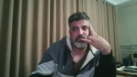 JUST FOR GIRLS     online show from 03-25-26, 01:11