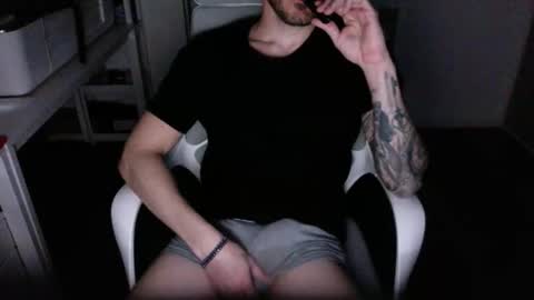 mr_gi89 online show from 04-09-26, 08:36