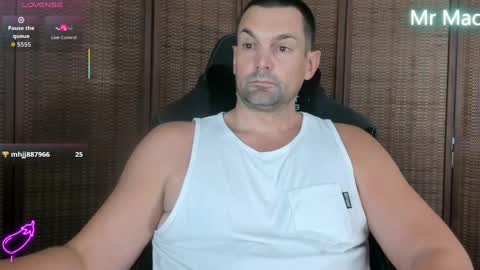 Cam online show from 05-12-26, 08:06
