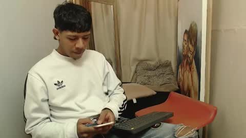 mr_stiven_ online show from 11-17-25, 02:17