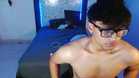 yisuz online show from 06-25-26, 11:15