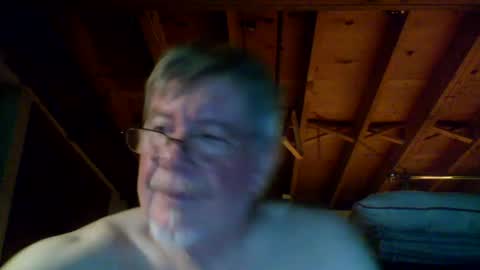 Snapshot of mrblade666 chatting on 07-07-26, 12:24 mrblade666 online show from 07-07-26, 12:24