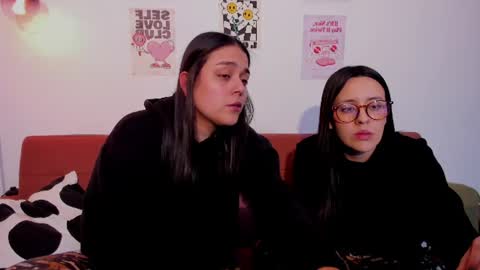 Laura online show from 07-13-26, 12:24
