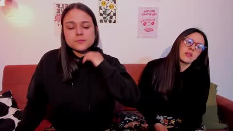 Laura online show from 07-22-26, 04:48
