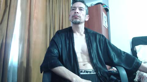 mrcock_col online show from 01-18-25, 11:43