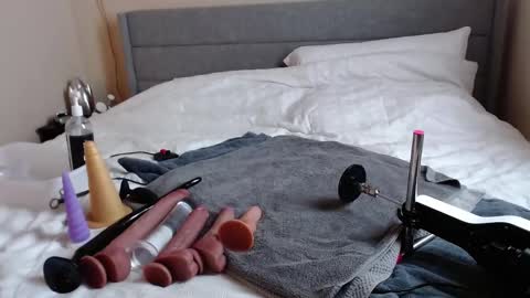 MrCoffee online show from 11-10-25, 04:55