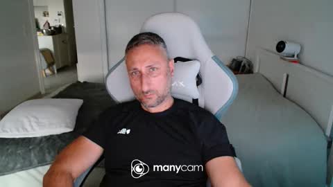mrdr000 online show from 06-08-26, 06:19