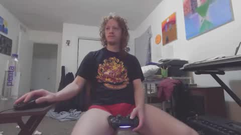 Snapshot of mrgoldtouch chatting on 05-26-26, 07:04 Ian online show from 05-26-26, 07:04