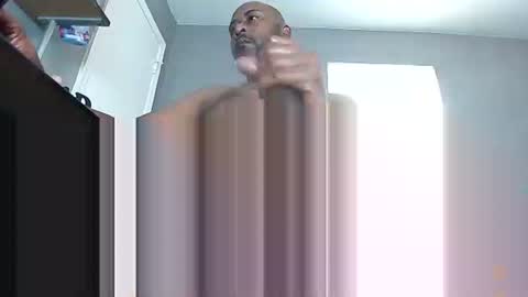 Snapshot of mrshowtime69 chatting on 09-10-25, 12:16 MrShowtime69 online show from 09-10-25, 12:16