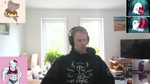 Snapshot of mrzaasch chatting on 05-31-26, 02:02 Sascha online show from 05-31-26, 02:02