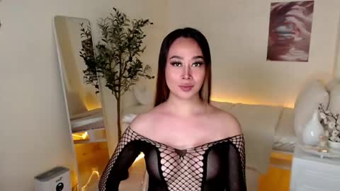 Evon online show from 05-17-26, 01:18