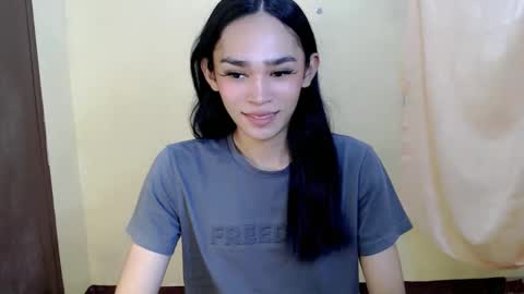 Ashley online show from 04-12-26, 03:06