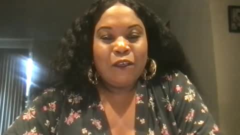 Chocolate  Candy   Stick online show from 01-10-26, 06:09